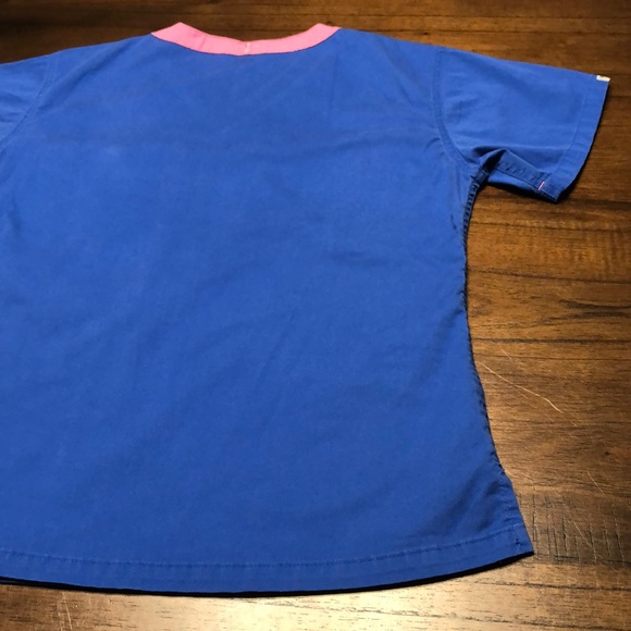 Med Couture Scrub Top Extra Small - Picture 10 of 13